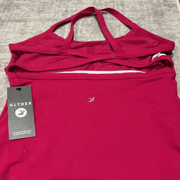 Women’s workout top - Picture 3 of 4